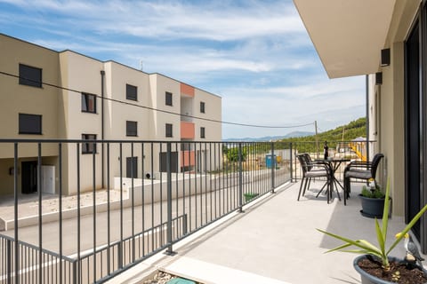 Apartment Seaview Terrace - Unit 379019-13