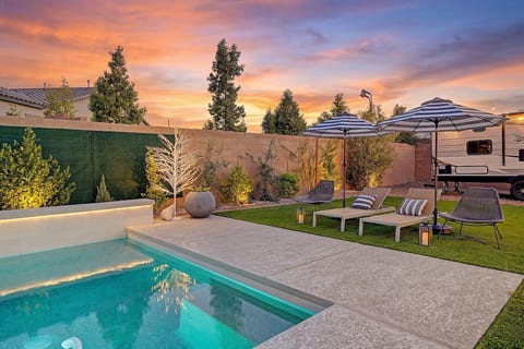 Resort style Summer Retreat- 9P Jacuzzi w/Mt. Bike image 4