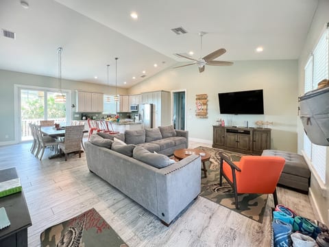 Experience the seamless flow of space in our open floor plan, where each room gracefully transitions into the next. A design that fosters connection, natural light, and an expansive sense of freedom. Welcome to a living space that feels as open as the poss