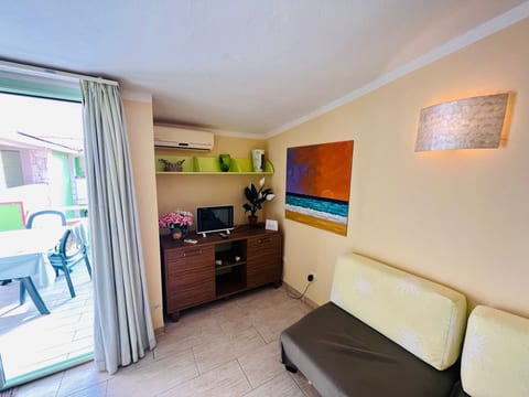 Gemütliches Apartment mit Pool, Nähe Strand und Stadtzentrum