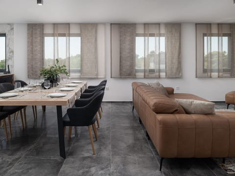 Penthouse Adela