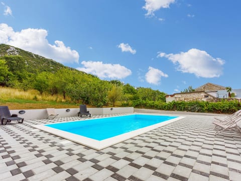 CASA VISTA / HR-10103-01