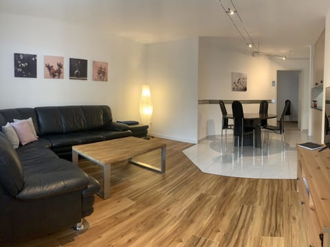 Quellenhof C01 Appartement/Fewo, Dusche oder Bad, WC 3½-Zimmerwohnung