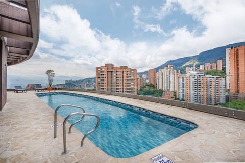 2BR Stylish Apt AC-5mins Provenza by HOUSY HOST1