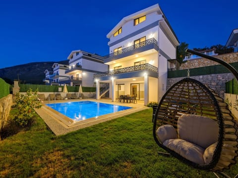 in Ölüdeniz für 8 P