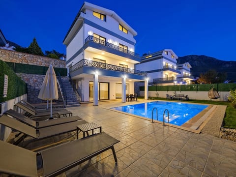 in Ölüdeniz für 8 P