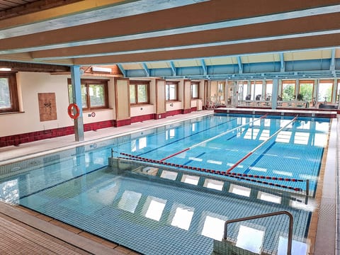 Pool Indoor