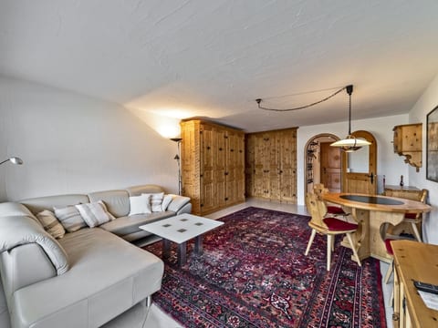 Wohnung "Chesa Guardaval 10"