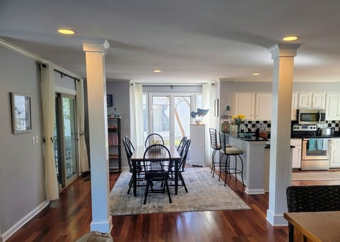 The Elegant Dining Room has plenty of space at the table and bar