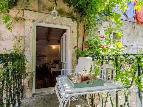 Wunderschöne Ferienwohnung in der Altstadt mit einzigartigem Balkon und schöner