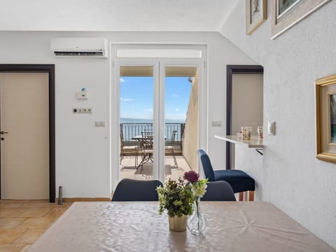 Ferienappartement mit zwei Meerblick-Balkonen