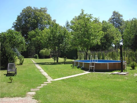 mit Terrasse