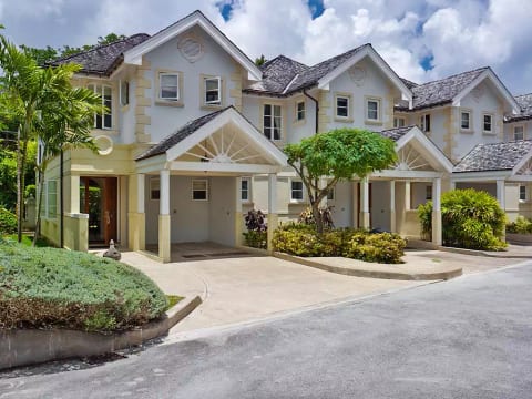 The Falls Townhouse #8 - Sandy Lane