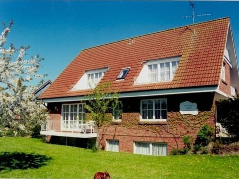 Appartement in Kellenhusen mit Grill und Garten