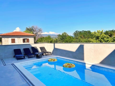 Apartment Bonum mit privatem Pool