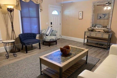 Slow Mocean: Family Friendly 3 Bedroom Home