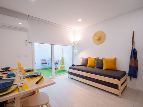 Cushion Apartment in Historic Center