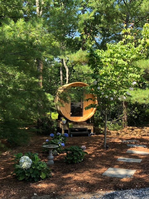 Hidden Vineyard - 5bd, Heated Pool, Spa & Sauna