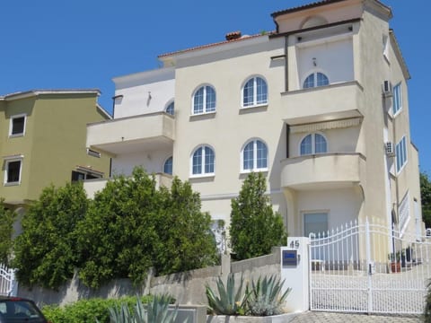 Apartments Villa Urbajs - Studio with Balcony