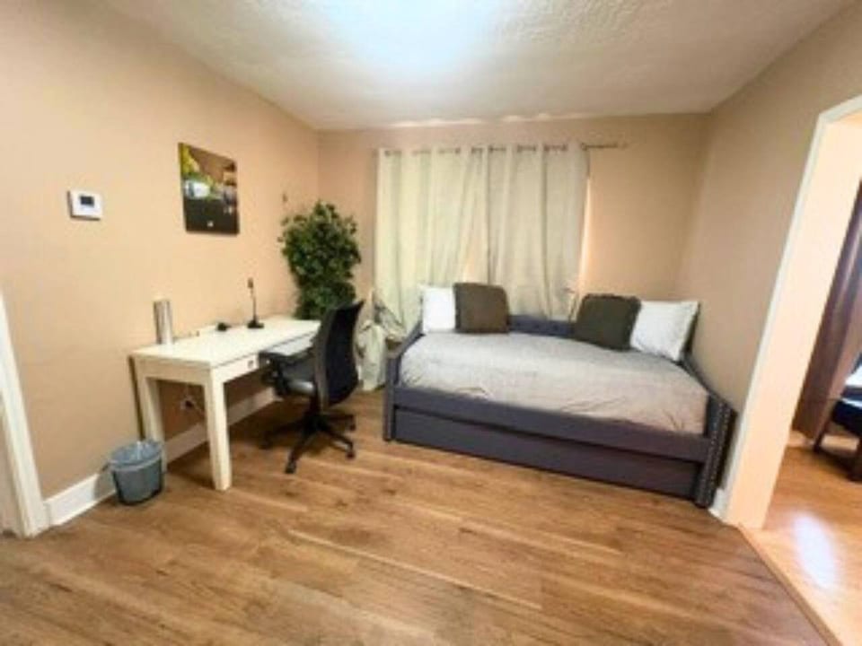 Modernes EaDo-Haus Minuten von der Innenstadt & den Stadien entfernt - Houston