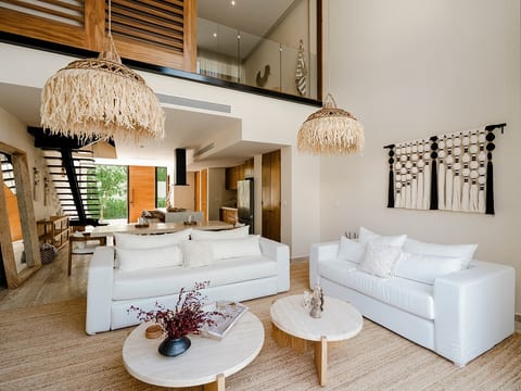 Open Space Living Dinning