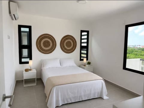 Cozy 2BR Apartment | Pool & Gated Community