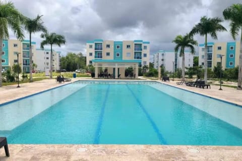 Cozy 2BR Apartment | Pool & Gated Community