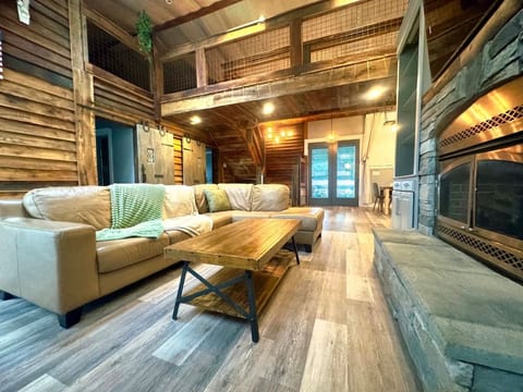 The Cavern Haus | Living Room