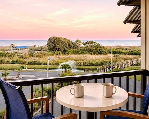 A romantic escape starts here. Slow mornings, coffee for two, sweeping ocean views and unforgettable sunrises—all from your private top-floor balcony.

Sea La Vie is the kind of getaway that makes you slow down, reconnect and wish you’d stay longer!