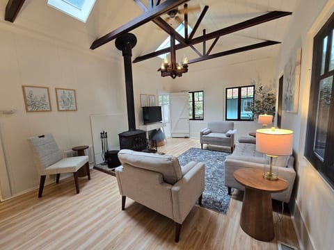 Redwood Grove Retreat image 4