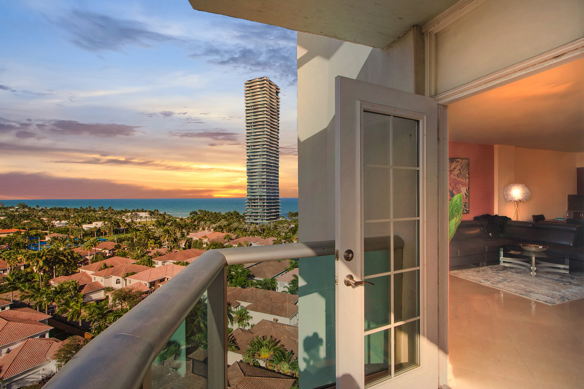 Corner Oceanview Home in Sunny Isles Beach, FL ⭐