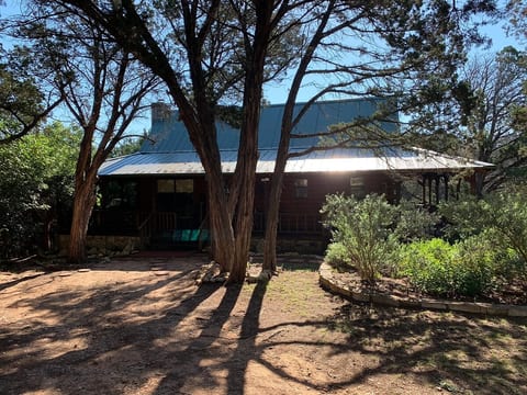 Lake Whitney Log Cabin