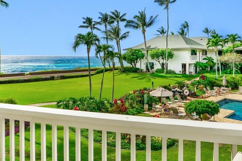 More ocean and pool views from lanai
