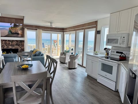 Beachfront Escape | Ocean Views | Walk to Pier image 5