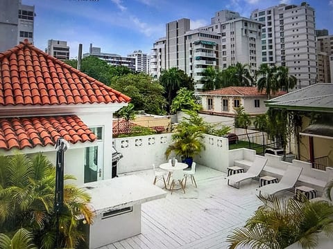 A Courtyard Affair image 2