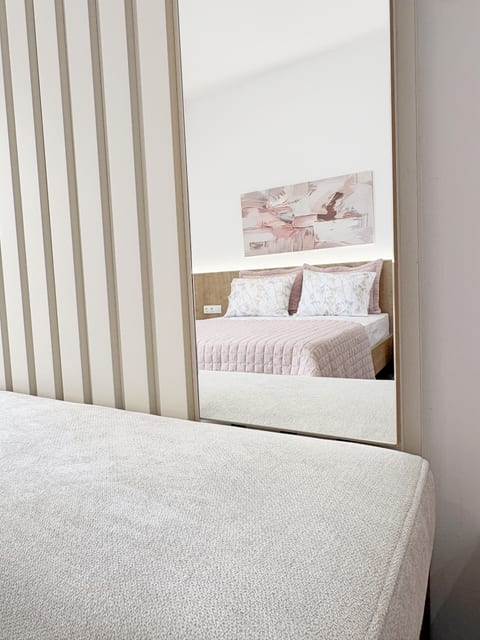 Maraki Boutique Studio - Central & Stylish Living