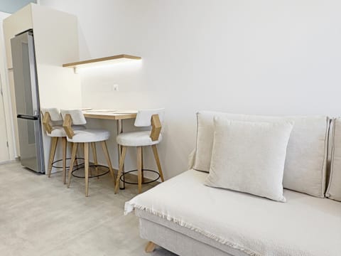 Maraki Boutique Studio - Central & Stylish Living