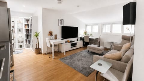 central, new, 2 bed rooms, fully furnished image 1