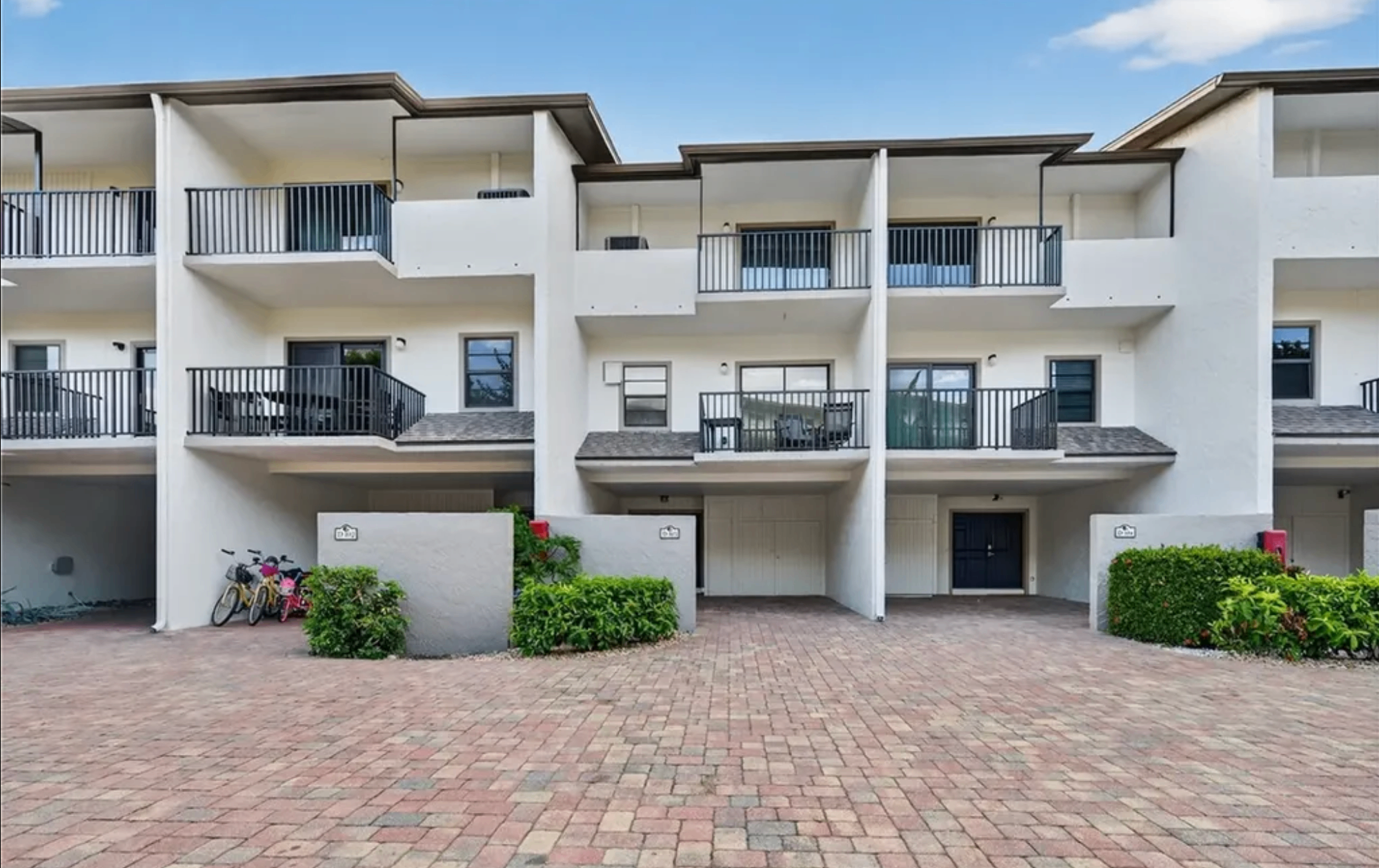 Marco Island Coastal Retreat
