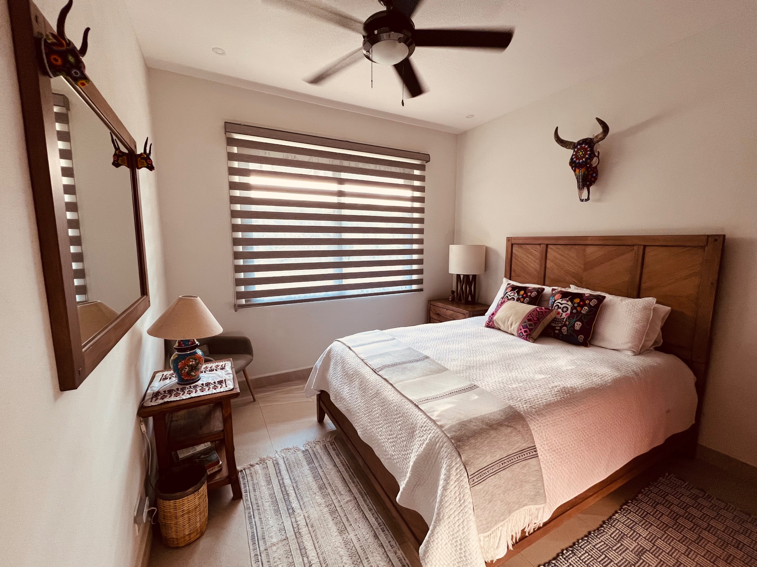 Queen Garden Pool View Bedroom
