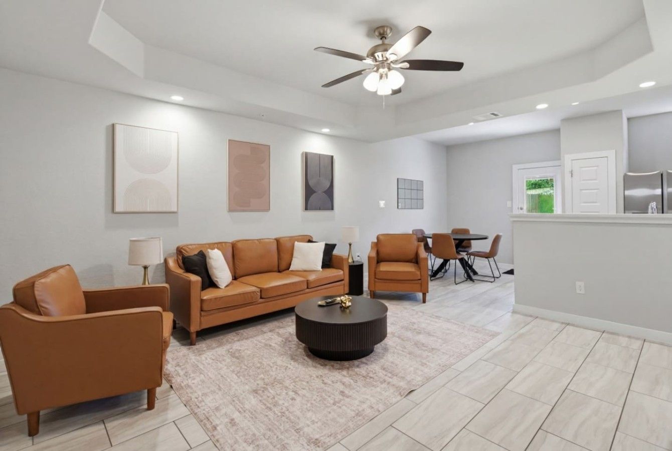 Bright 3BR San Antonio Home – 5 Mins to Base