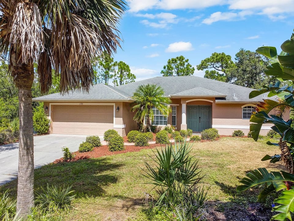 Quiet 3BD/2BA Home near Warm Mineral Springs Park image 2