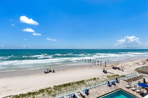 Unobstructed Panoramic Views