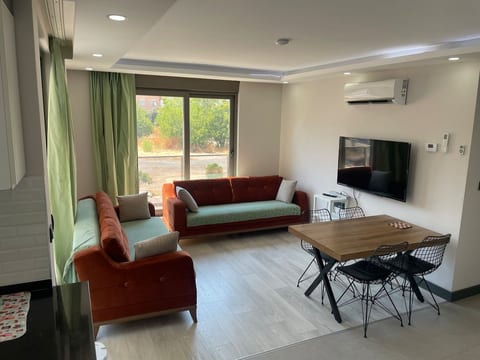 Asgard Life Clean Apartment image 1