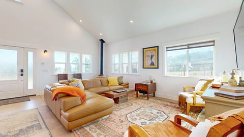 Spacious great room, plenty of space for all