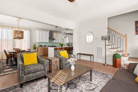 Spacious 4BR Group Retreat | Near Downtown & Germantown | Sleeps 10