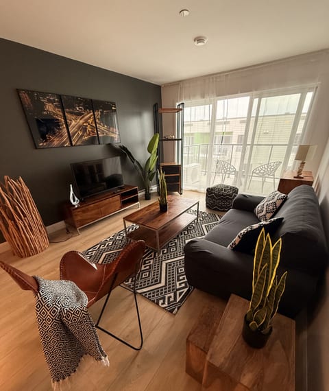 Furnished 2BR in Quebec | Prisme