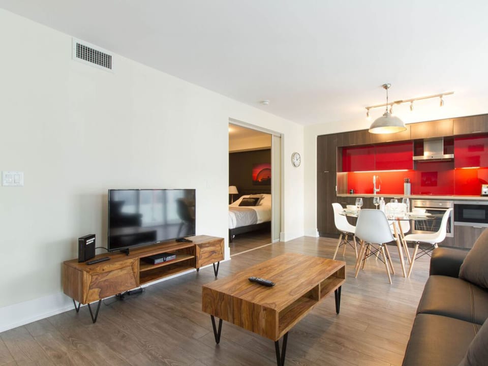 Suite Executive con 1 Camera da Letto Arredata a Toronto | 300Front - Toronto