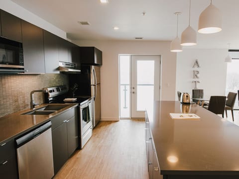 Luxury 2BR Suite in Winnipeg | The Spot