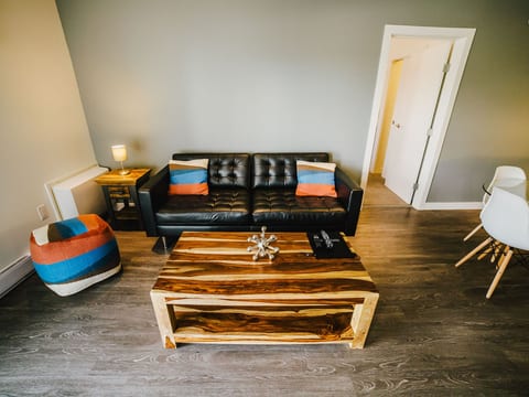Furnished 3BR Downtown Winnipeg | The Spot